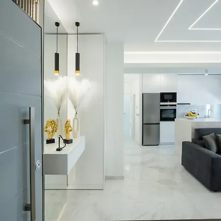 Rhodes Center Luxury * עיר רודוס
