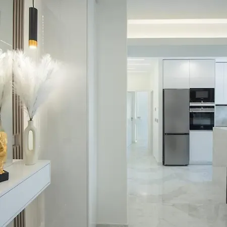 Rhodes Center Luxury * עיר רודוס