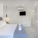 Rhodes Center Luxury