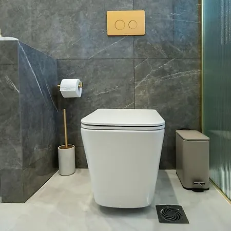 Rhodes Center Luxury Apartment *